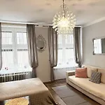 Apartament Kameralny przy ulicy Długiej
