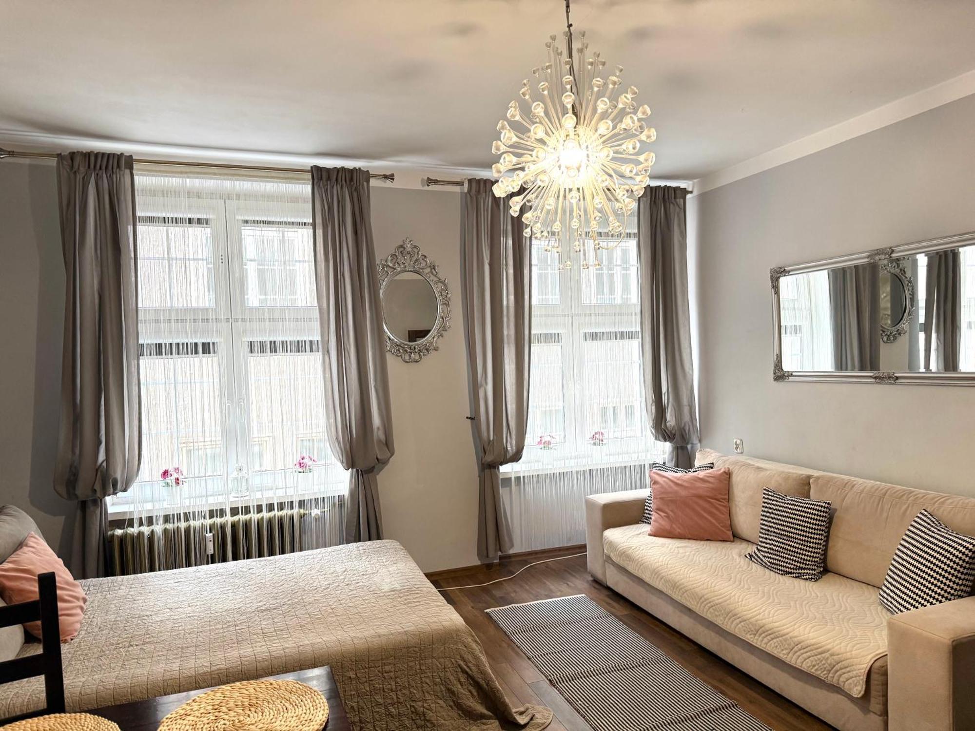 Kameralny Przy Ulicy Długiej Apartament